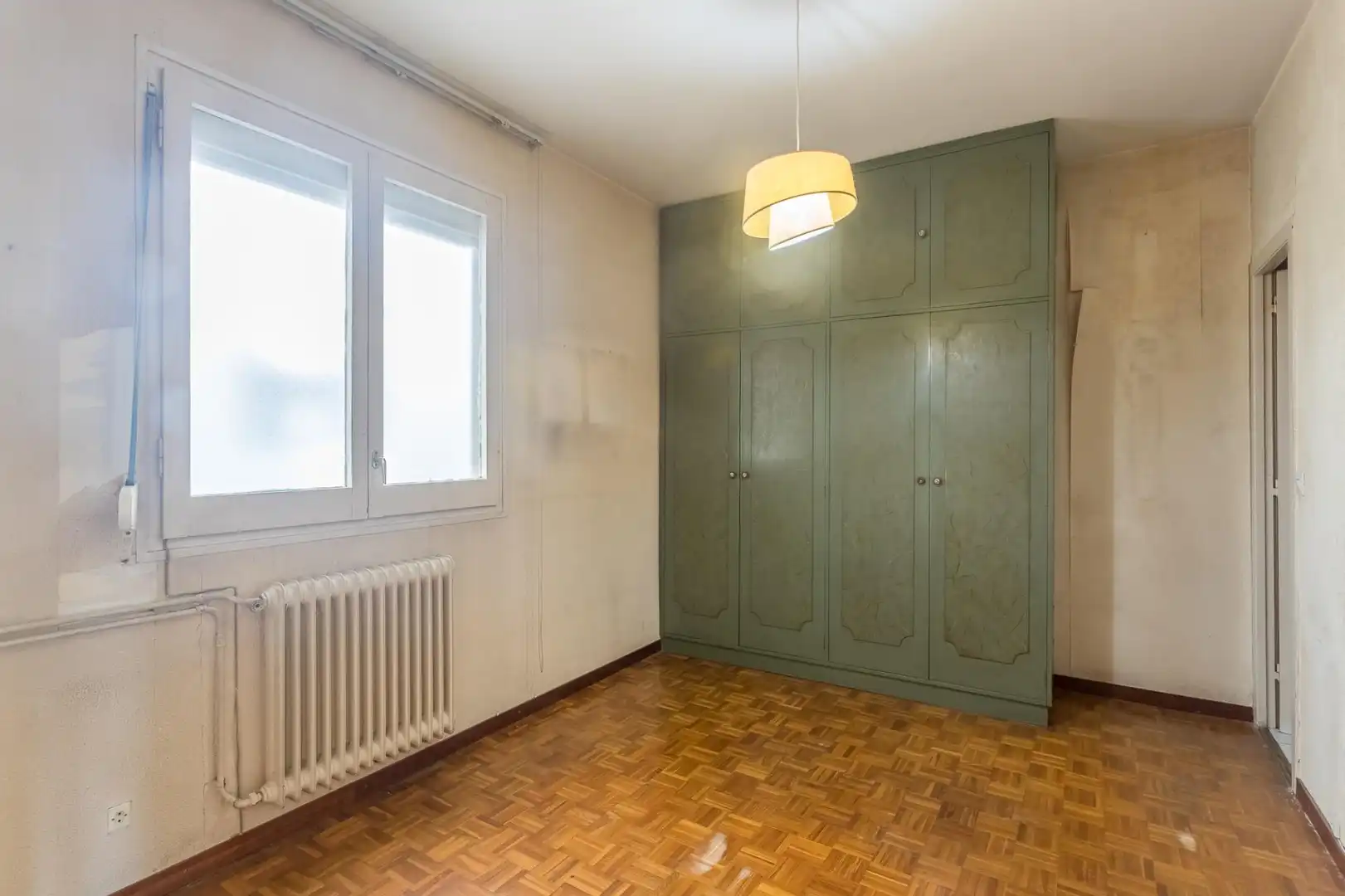 Habitación de Piso en venta en Barcelona con Calefacción, Parquet y Terraza