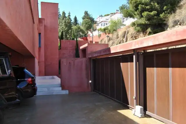 Vista exterior de Casa o chalet en venta en Málaga con Aire acondicionado, Calefacción y Jardín privado