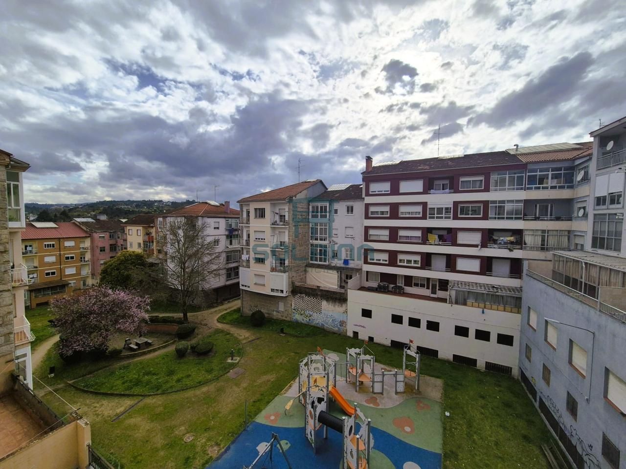 Vista exterior de Piso en venta en Ourense Capital  con Trastero