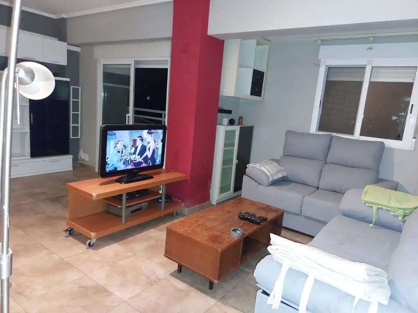 Living room of Flat for rent in  Valencia Capital  with Air Conditioner and Balcony