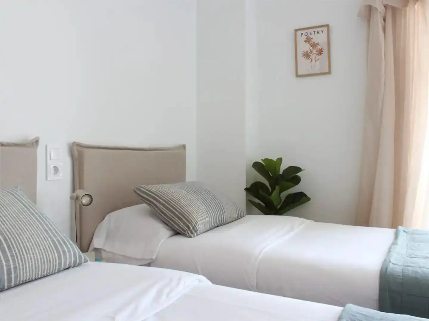 Habitación de Ático en venta en Piles con Aire acondicionado, Jardín privado y Piscina
