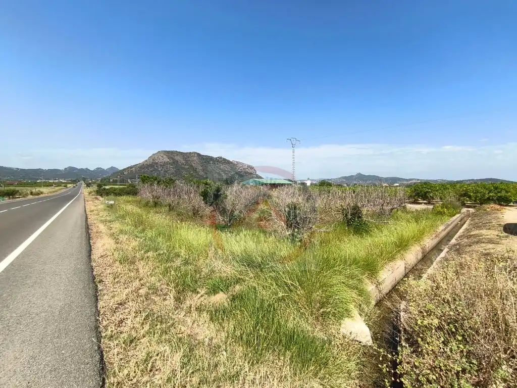Residencial en venta en Llocnou d'En Fenollet