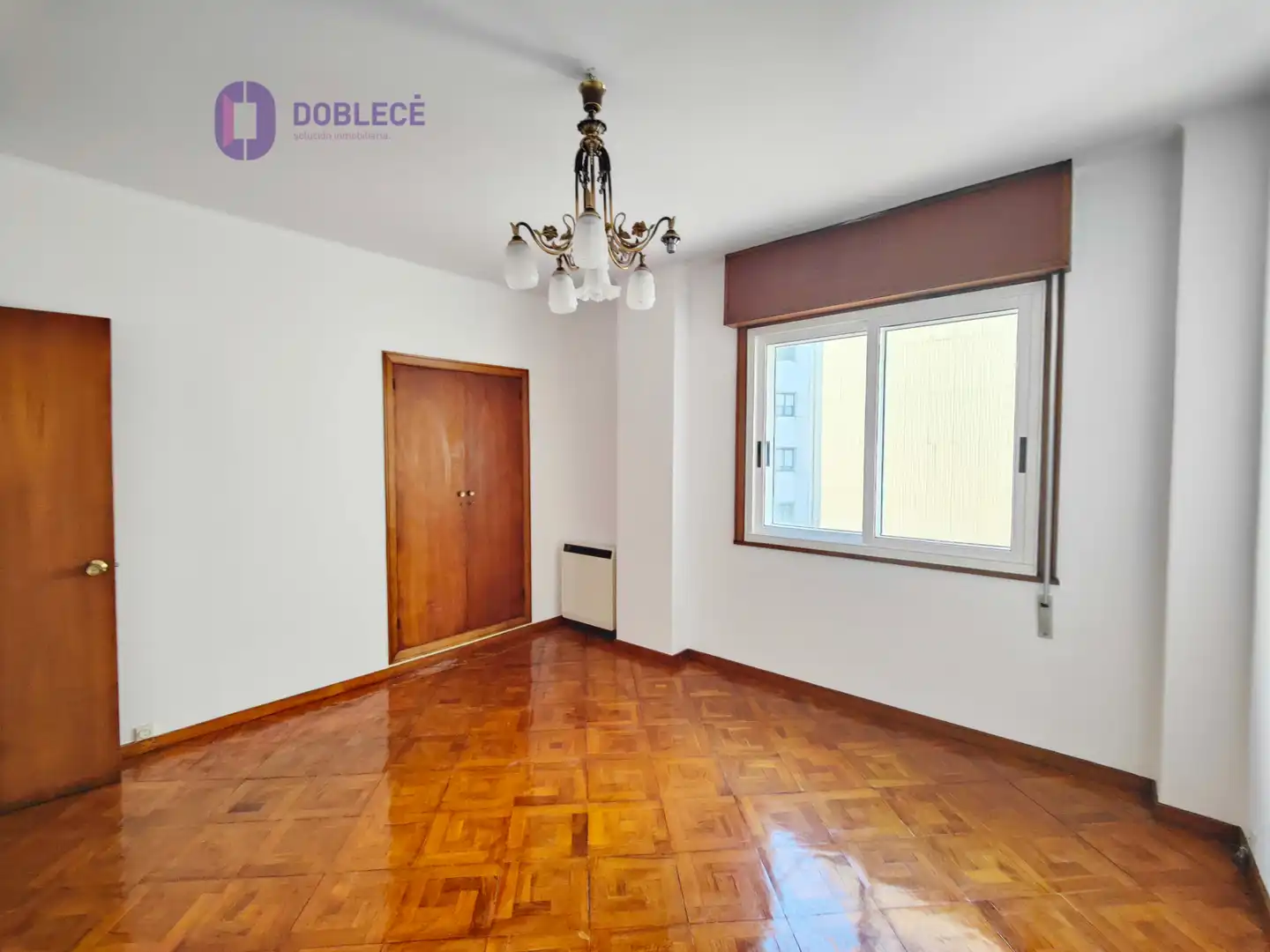 Habitación de Piso en venta en Vigo  con Calefacción, Parquet y Internet