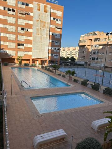 Piso en Alquiler en CALLE JOSEFINA PASCUAL, 1 en Playa de San Juan