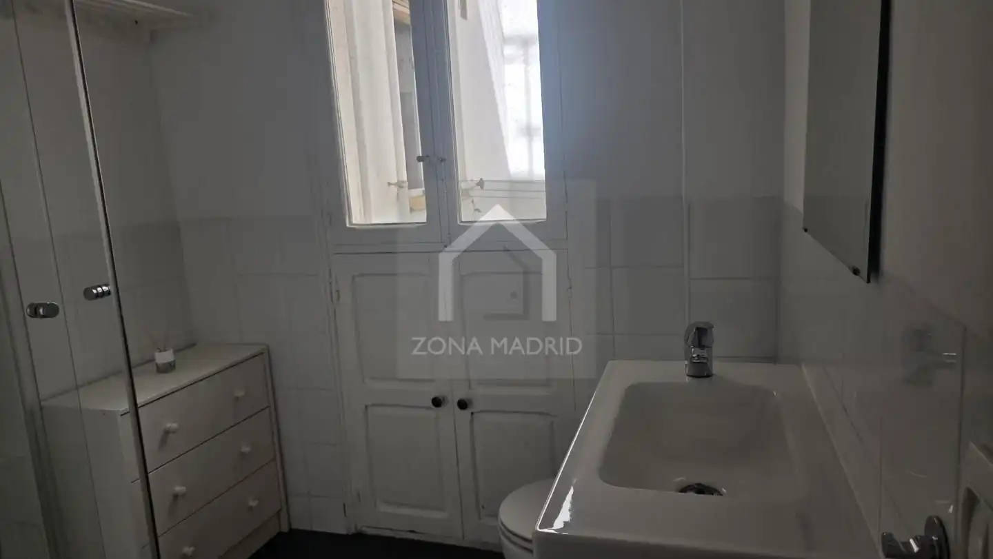 Baño de Piso en venta en Madrid con Aire acondicionado