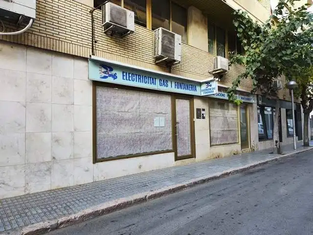 Local comercial en venta en Platja de Llevant