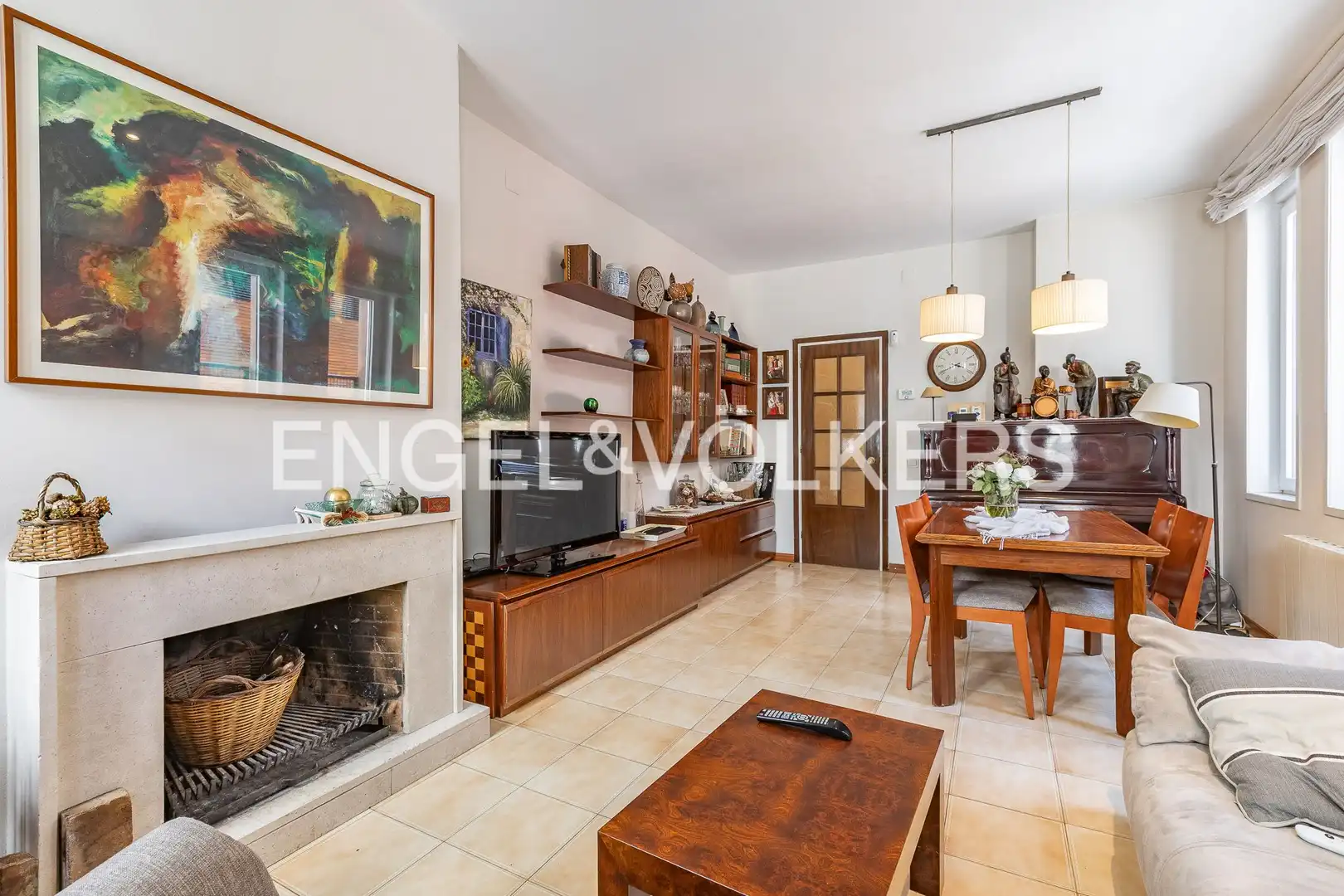Sala de estar de Casa adosada en venta en Sabadell con Aire acondicionado, Calefacción y Parquet