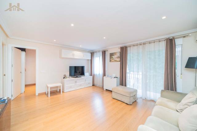 Piso en Venta en Plaza de la Inmaculada en Descubridores - Escritores