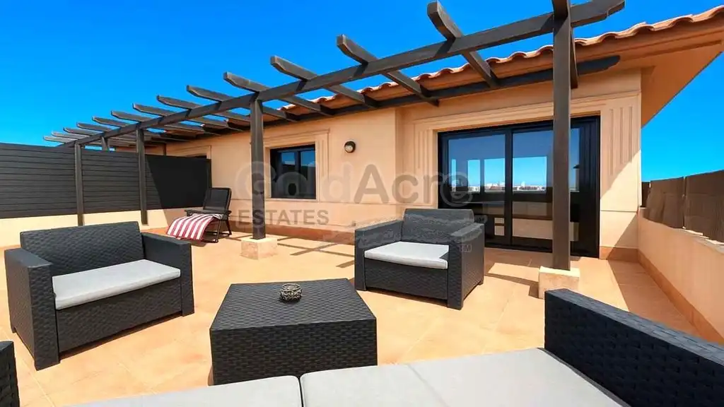 Terrassa de Casa o xalet en venda en La Oliva
