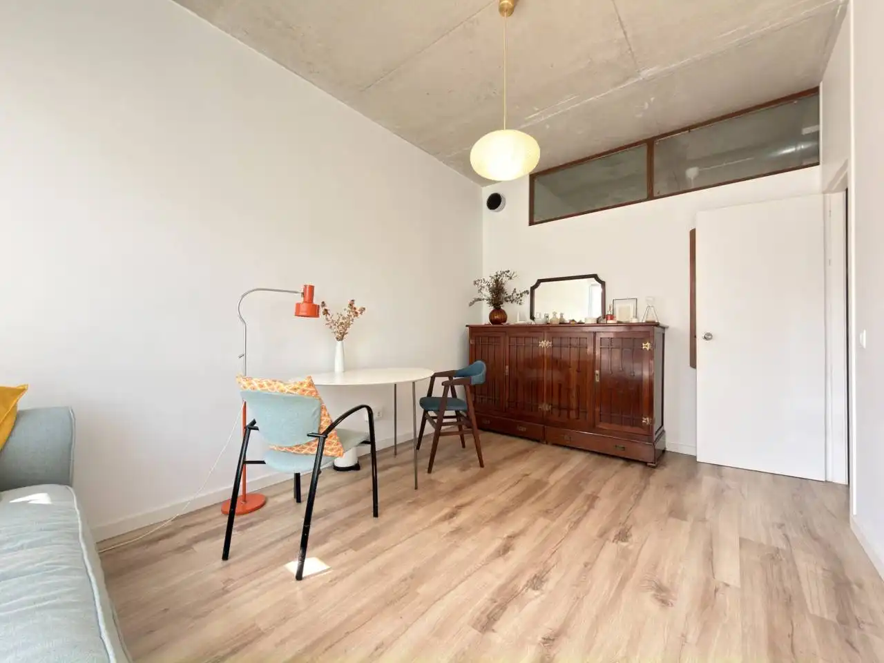 Comedor de Oficina de alquiler en Barcelona con Aire acondicionado, Calefacción y Alarma