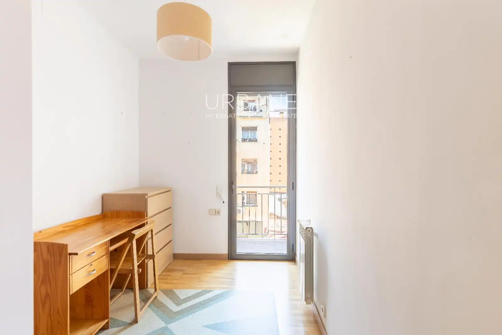 Bedroom of Flat for rent in Barcelona  with Air Conditioner, Terrace and Furnished