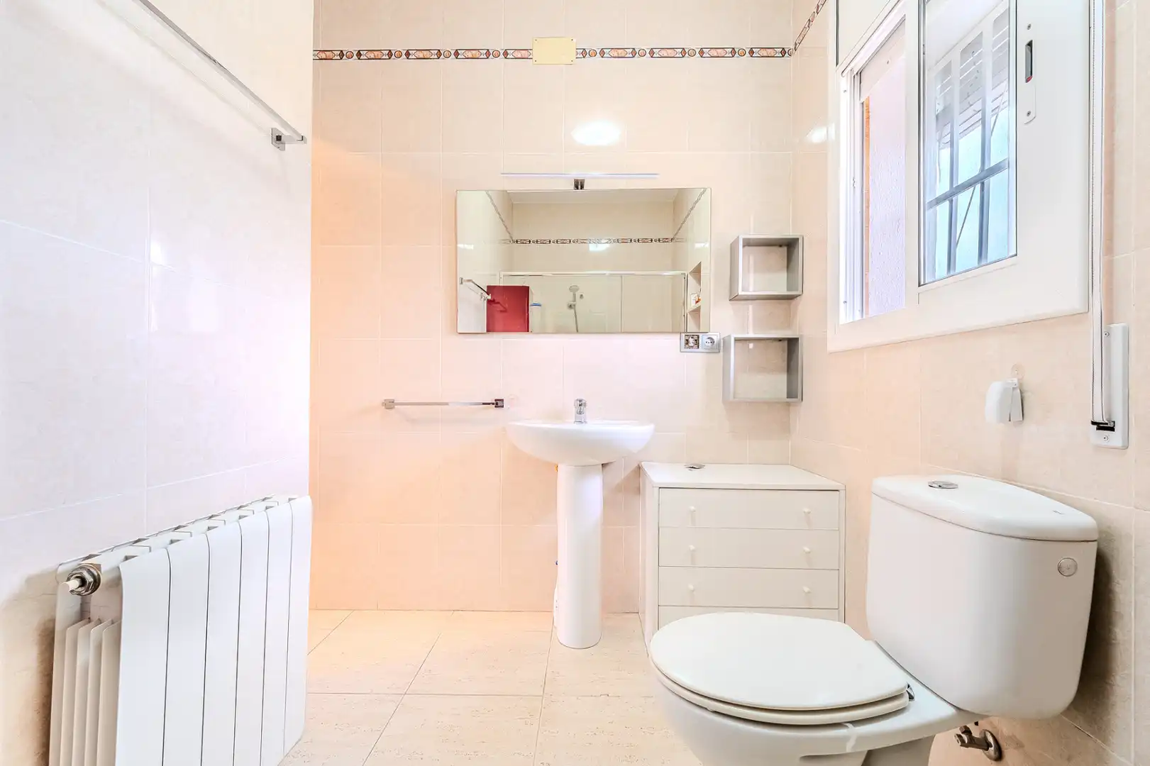 Bany de Casa o xalet en venda en L'Ametlla de Mar  amb Calefacció, Jardí privat i Terrassa