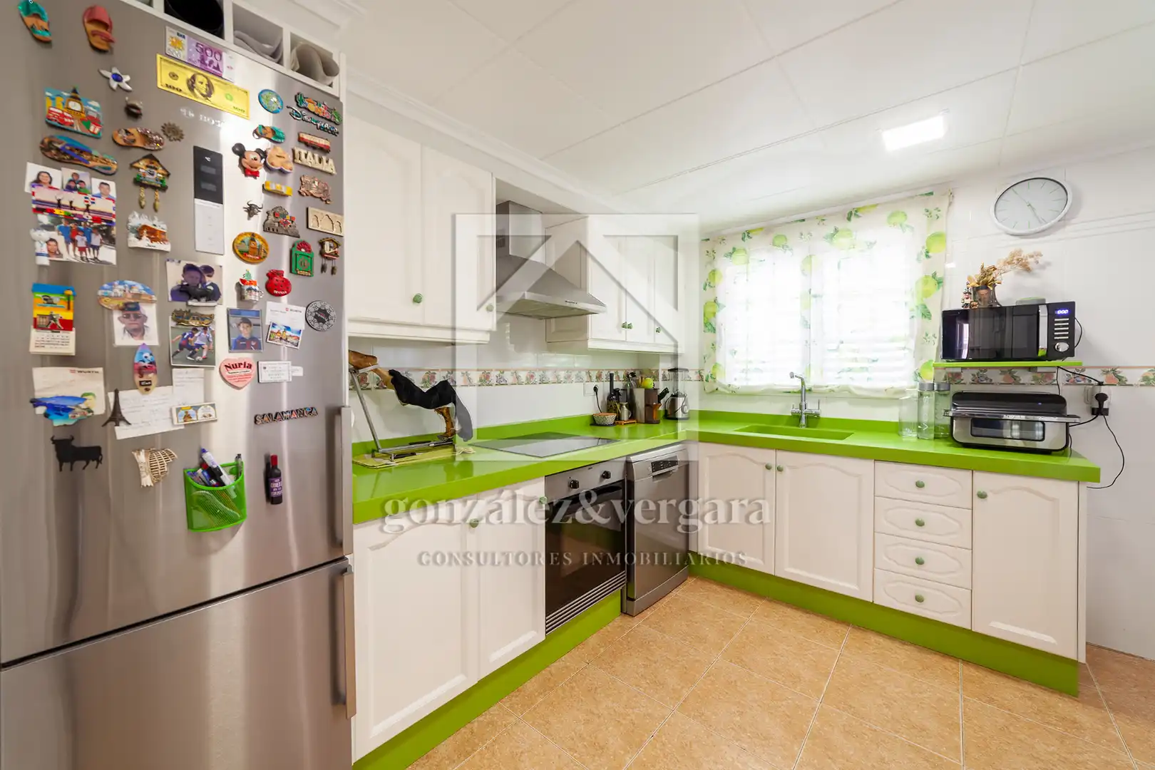 Cocina de Casa adosada en venta en Alzira con Aire acondicionado, Calefacción y Terraza