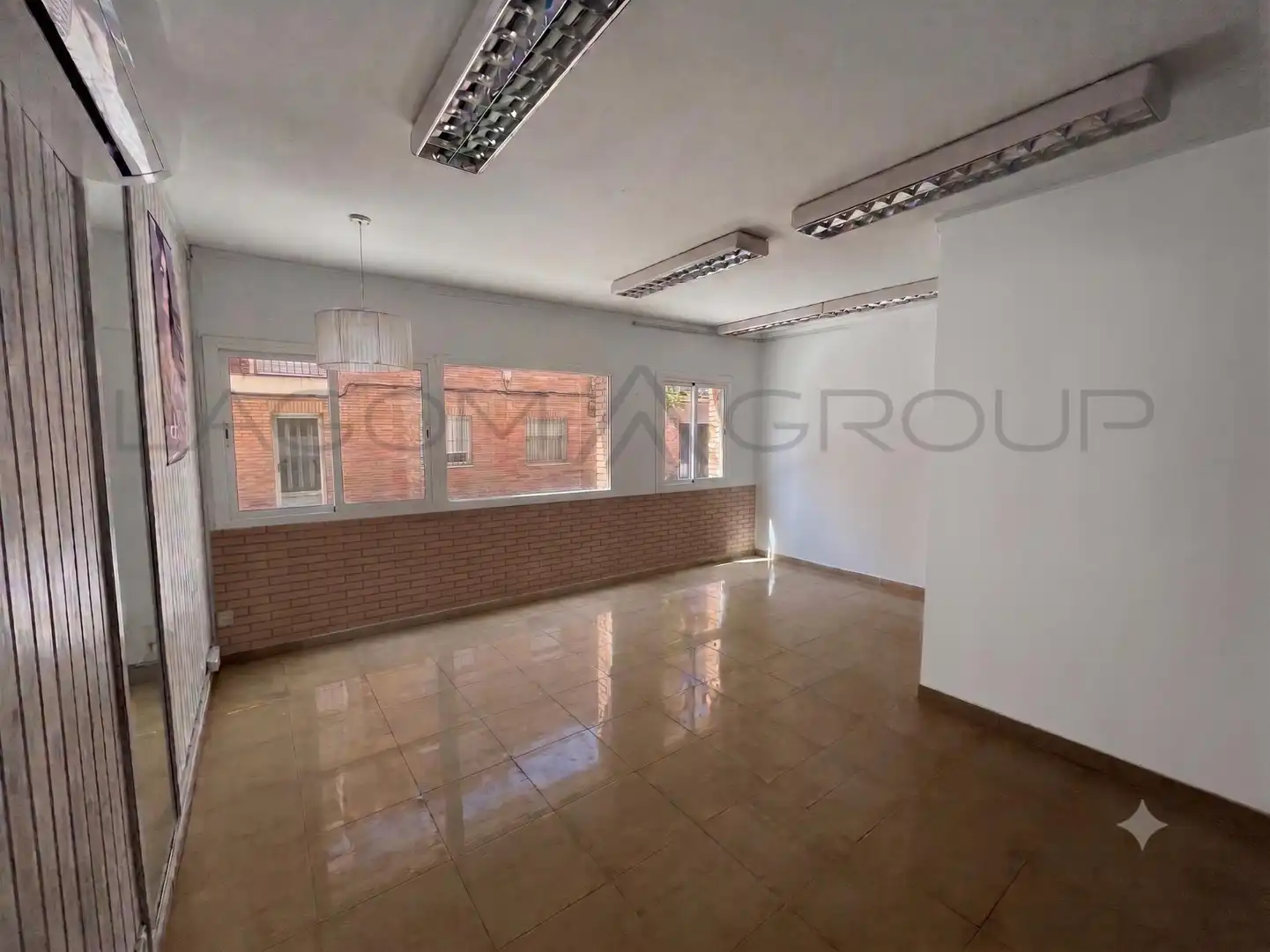 Piso en venta en Viladecans con Terraza
