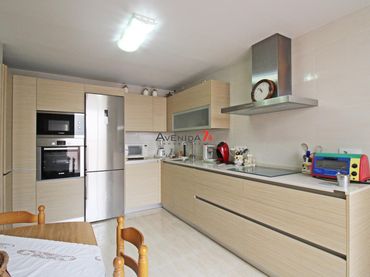 Piso con balcón en venta en Lorca Ciudad