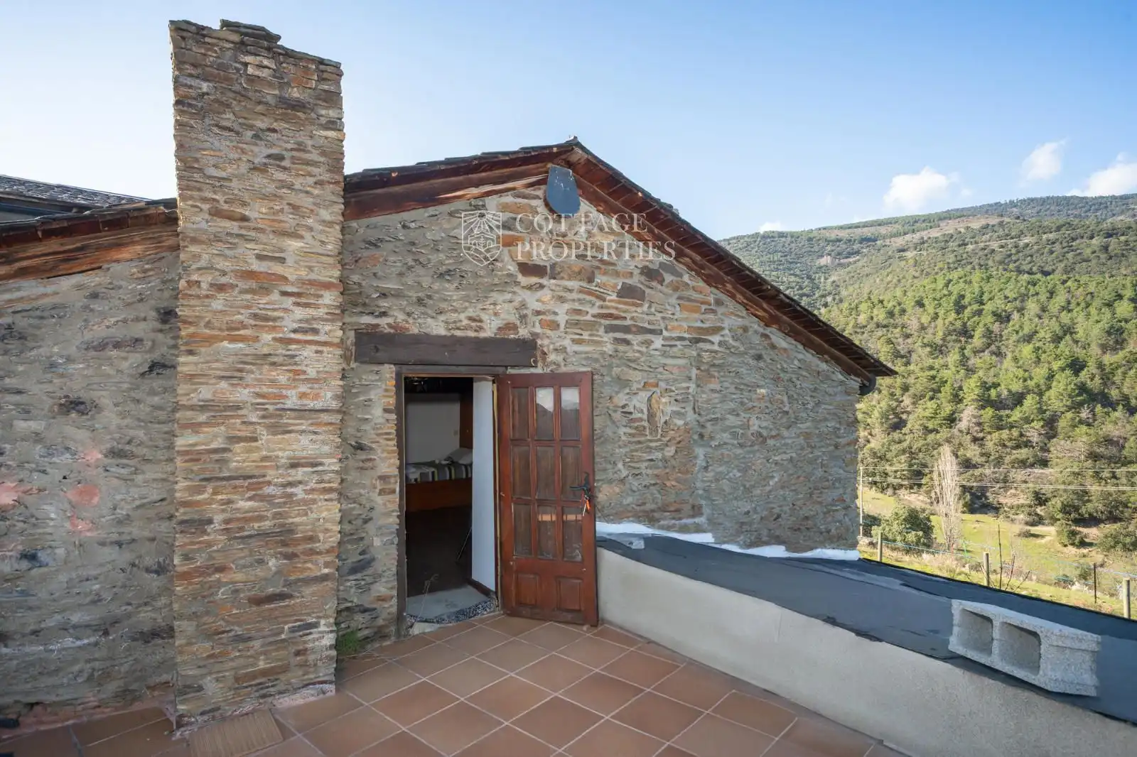Exterior view of Country homes for sale in Montferrer i Castellbò  with Heating and Terrace