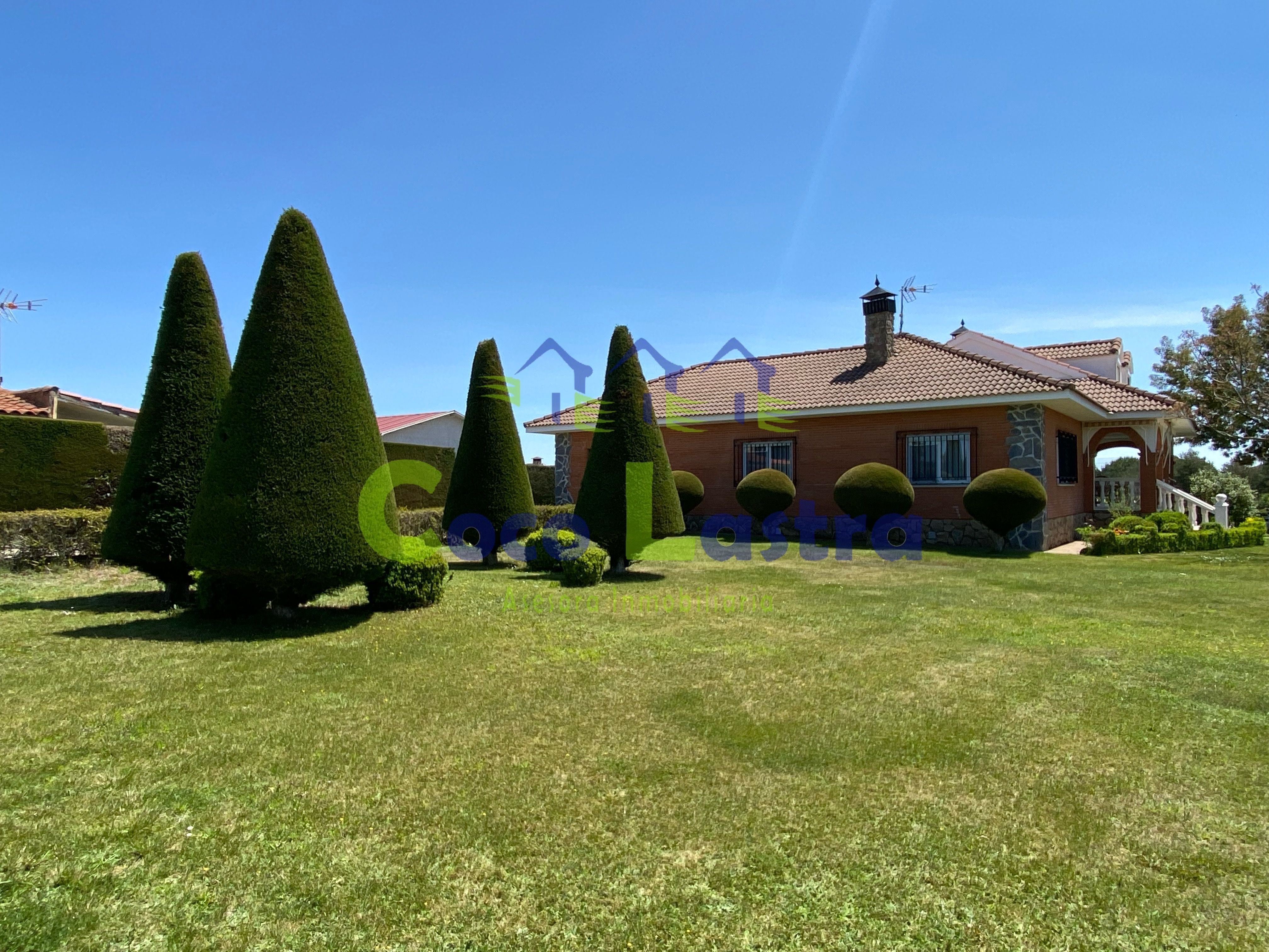 House or chalet for sale in Calle Huelmos de Cañedo, Valdunciel