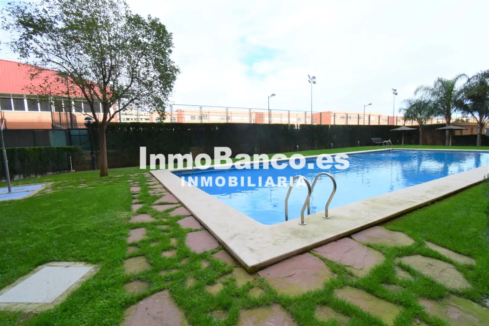 Piscina de Piso de alquiler en Valencia con Aire acondicionado, Calefacción y Terraza