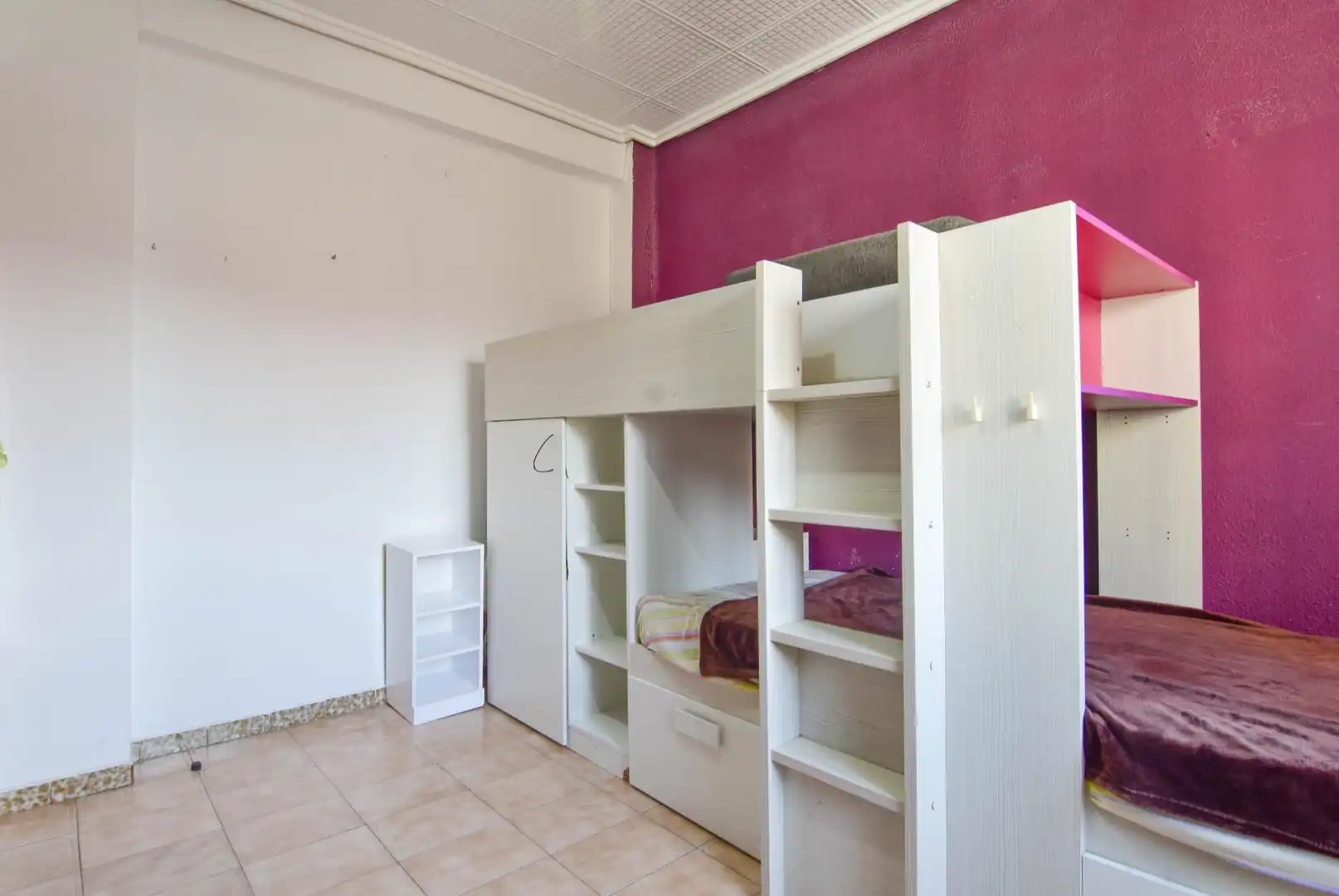Schlafzimmer von Wohnung zum Verkauf in Albal mit Klimaanlage, Heizung und Balkon