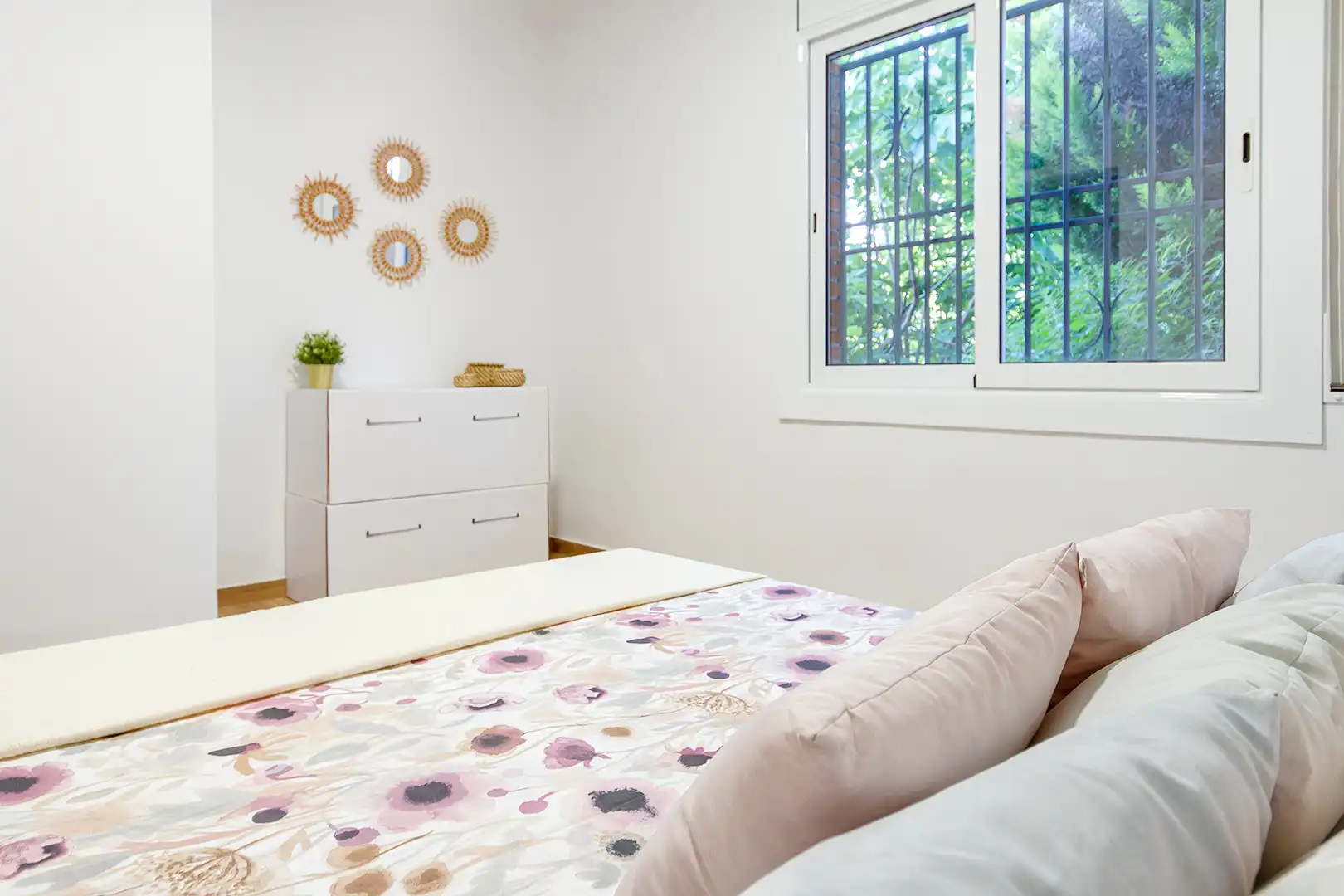 Habitación de Casa o chalet en venta en Castellví de Rosanes con Aire acondicionado, Calefacción y Jardín privado