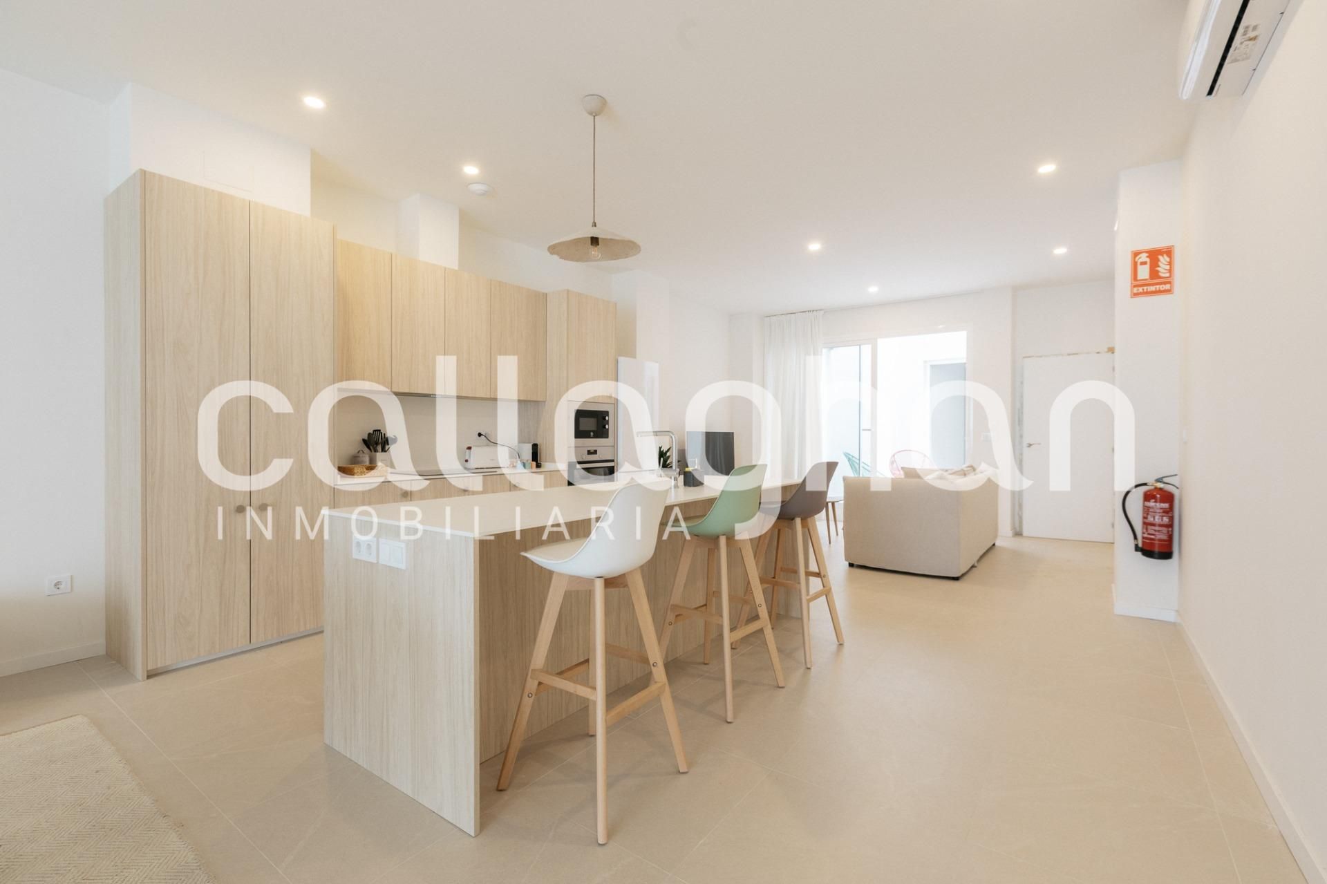 Cuina de Planta baixa en venda en  Valencia Capital amb Aire condicionat, Calefacció i Terrassa