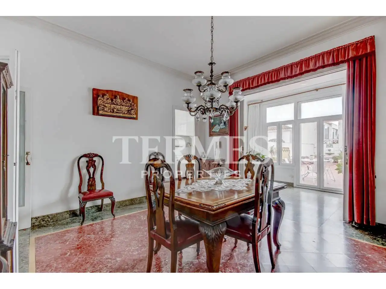 Comedor de Casa adosada en venta en Mataró con Aire acondicionado, Calefacción y Jardín privado
