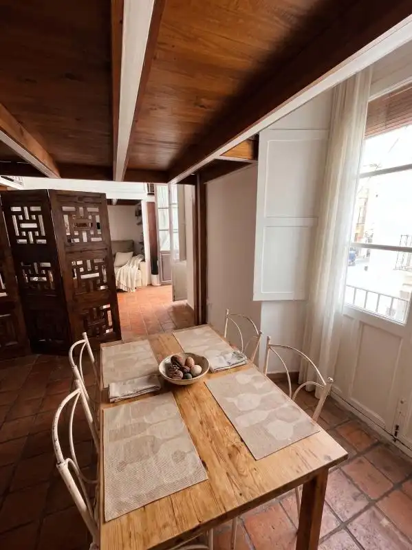 Wohnung zur Miete in Calle Galera, Arenal - Museo