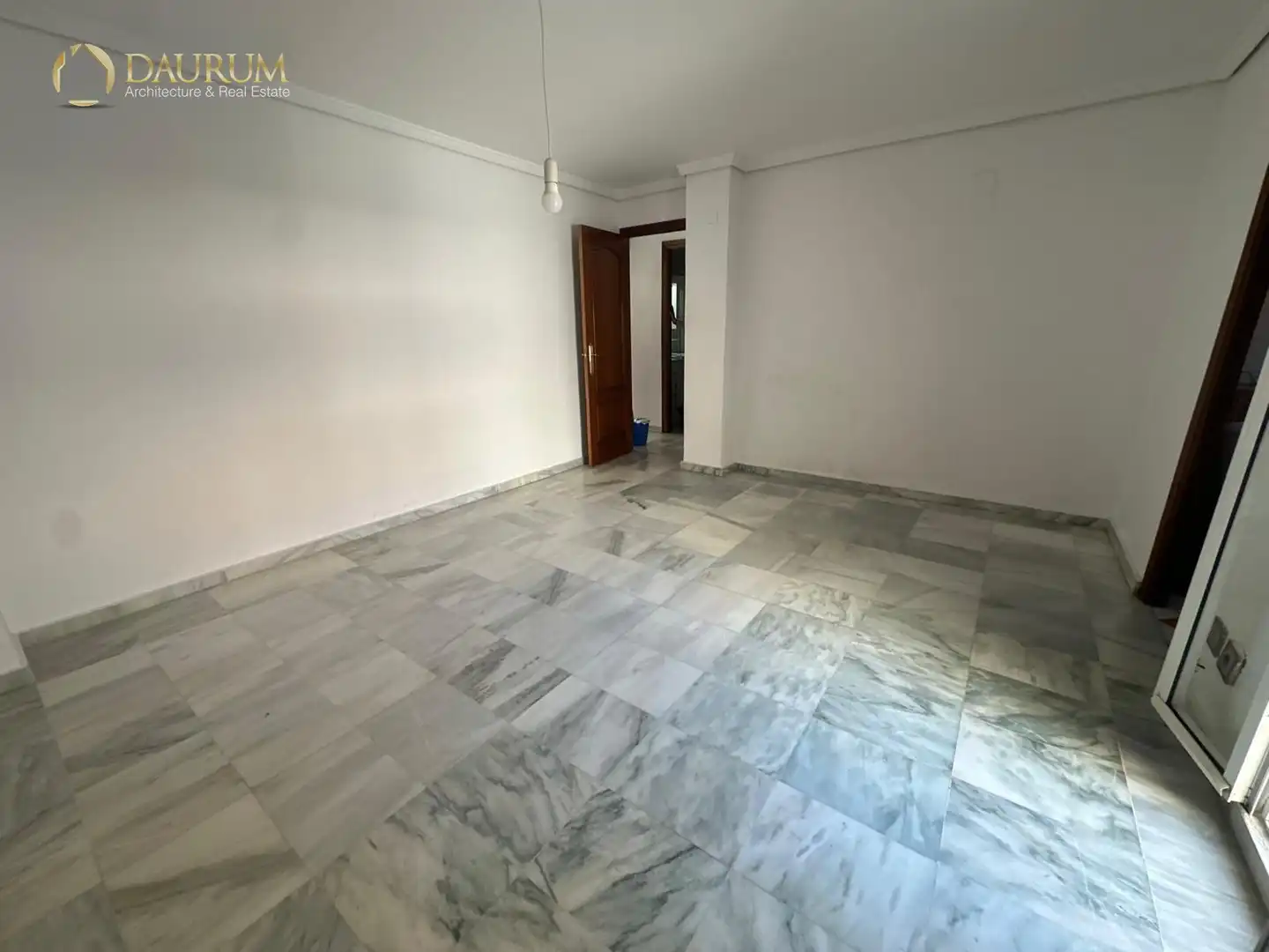 Casa adosada en venda en Sevilla amb Aire condicionat, Calefacció i Terrassa