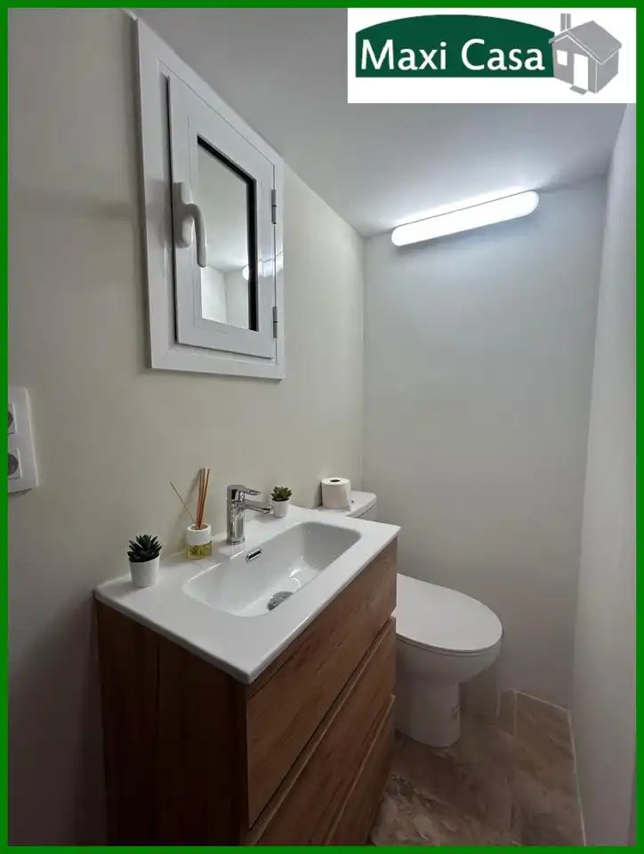 Piso con terraza en venta en Passatge de Maiol, imagen 12
