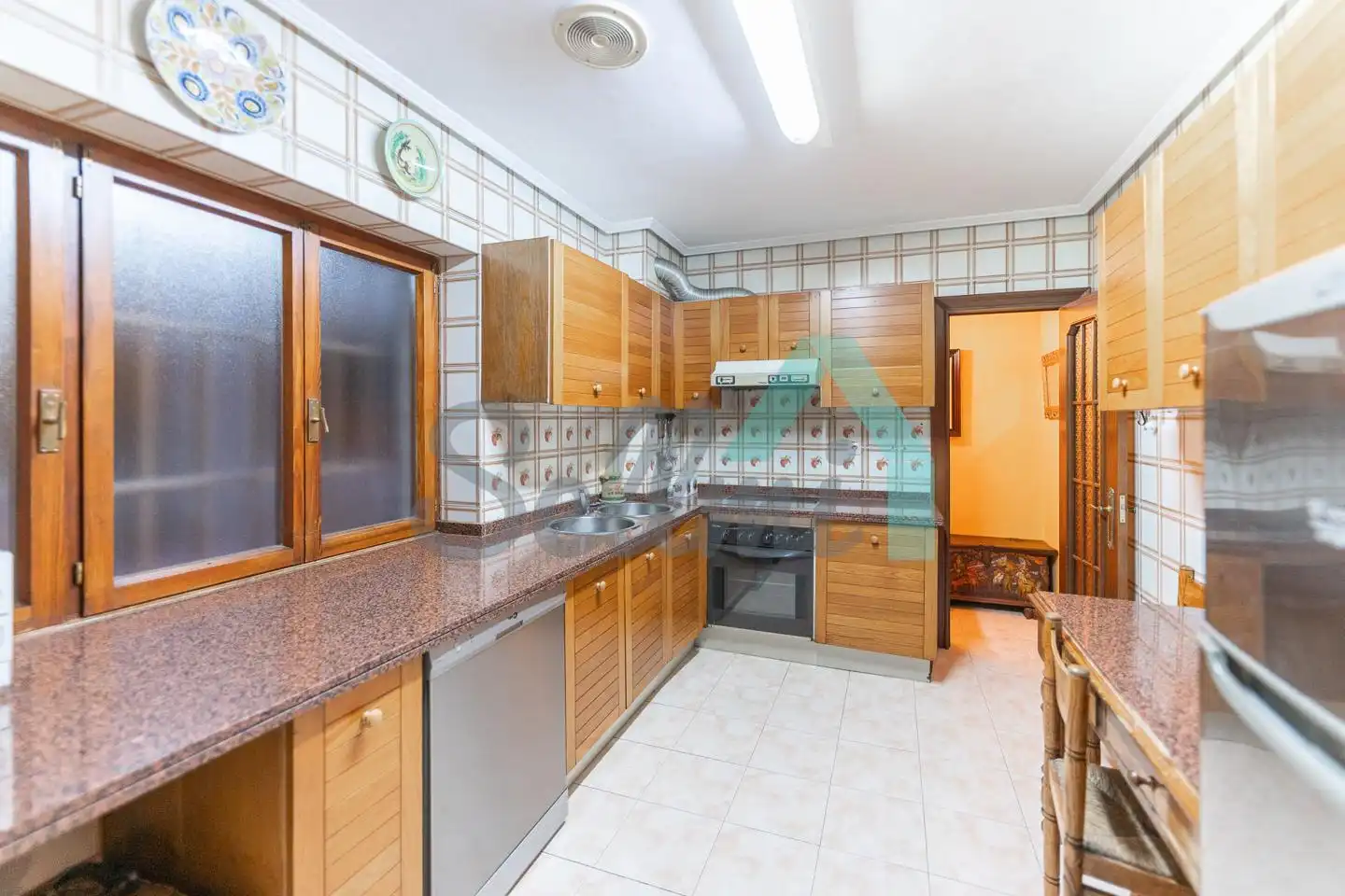 Kitchen of Flat for sale in Oviedo   with Heating, Parquet flooring and Terrace