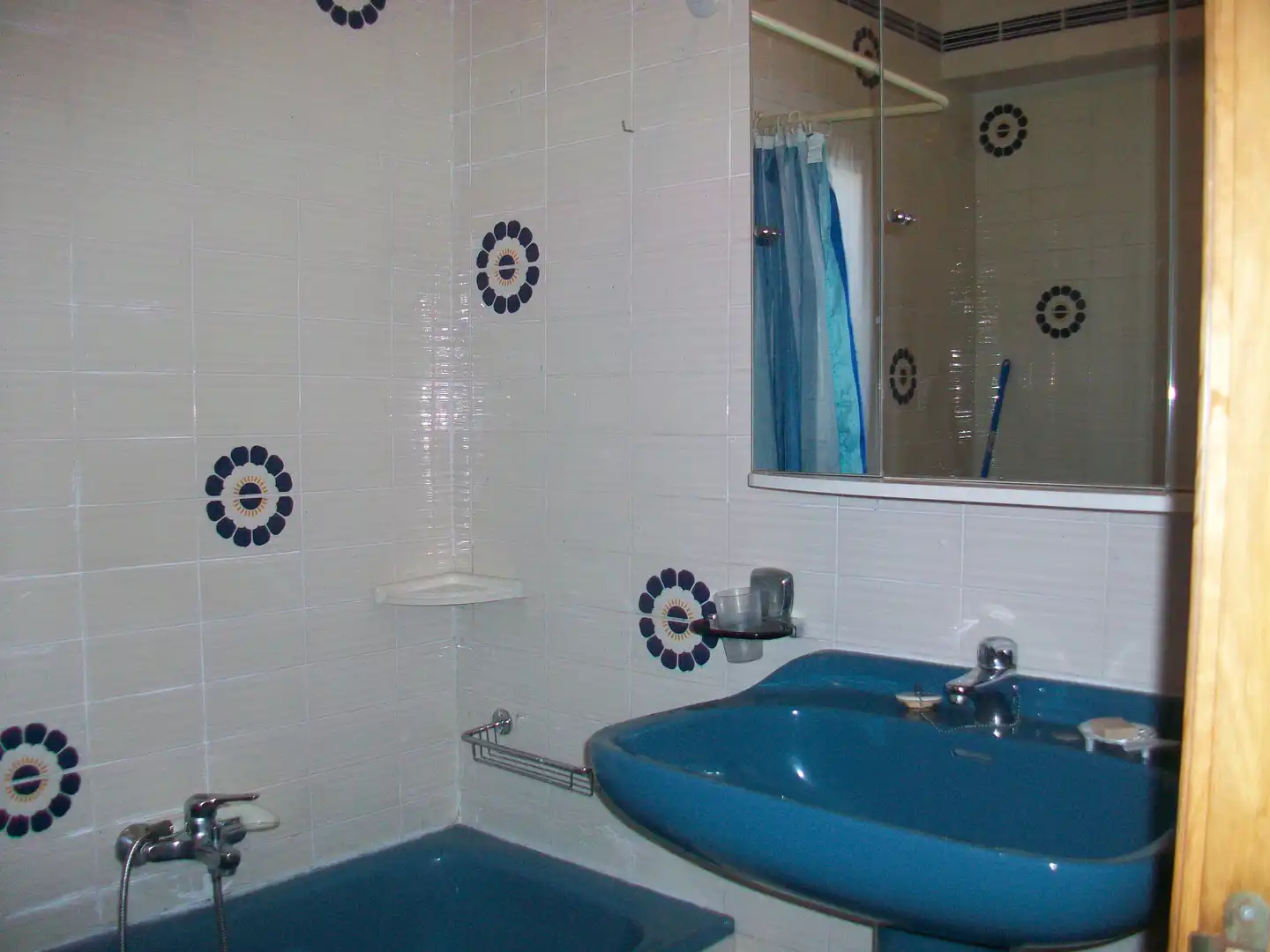 Baño de Piso de alquiler en Santander con Calefacción y Amueblado