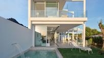 Swimming pool of House or chalet for sale in Marbella  with Air Conditioner, Terrace and Swimming Pool