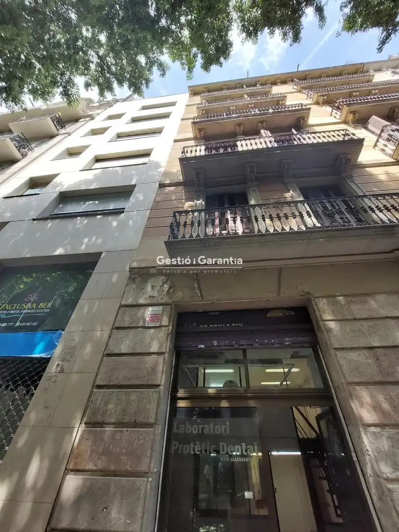 Local comercial de lloguer a Comte Borrell, imagen 31