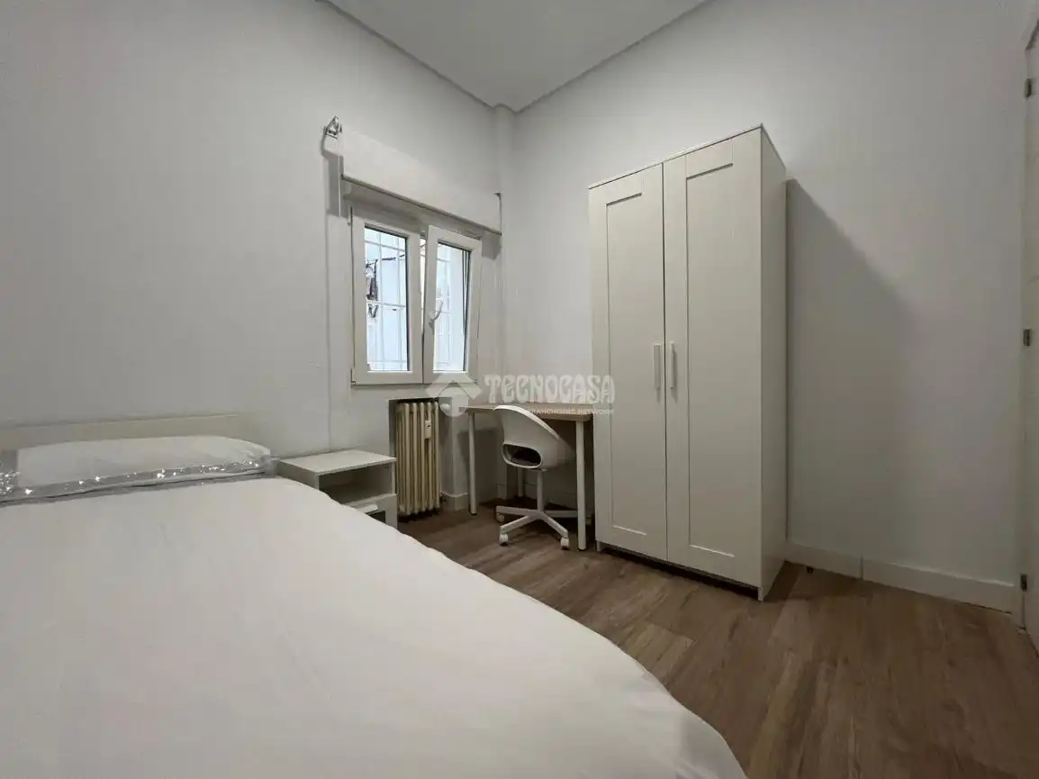 Habitación de Piso en venta en Madrid