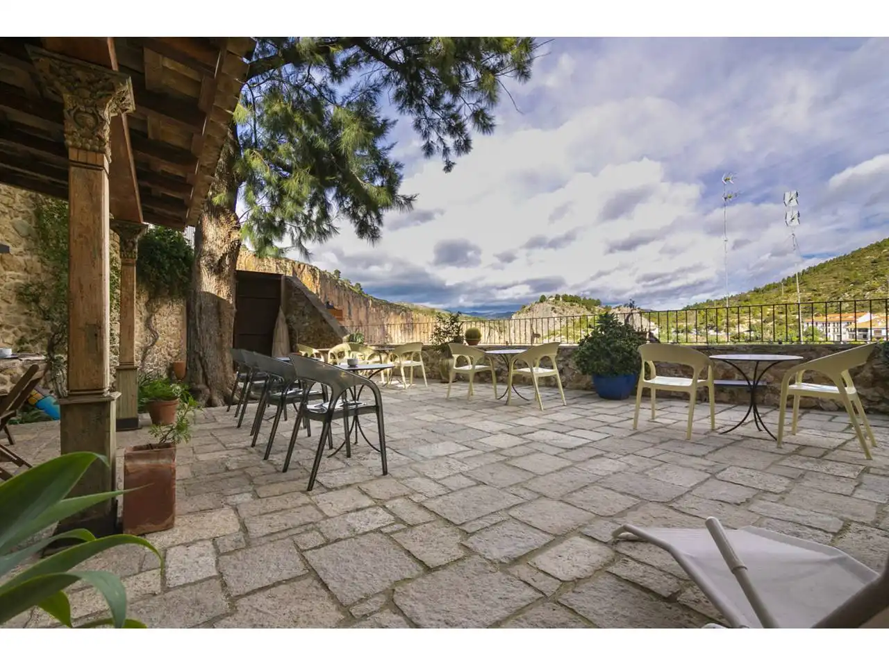Terrassa de Casa o xalet en venda en Chulilla amb Aire condicionat, Calefacció i Jardí privat