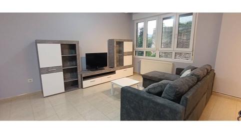 Foto 3 de Piso de alquiler en Calle Barrio Bazuelo, La Villa - Bazuelo, Mieres (Asturias)