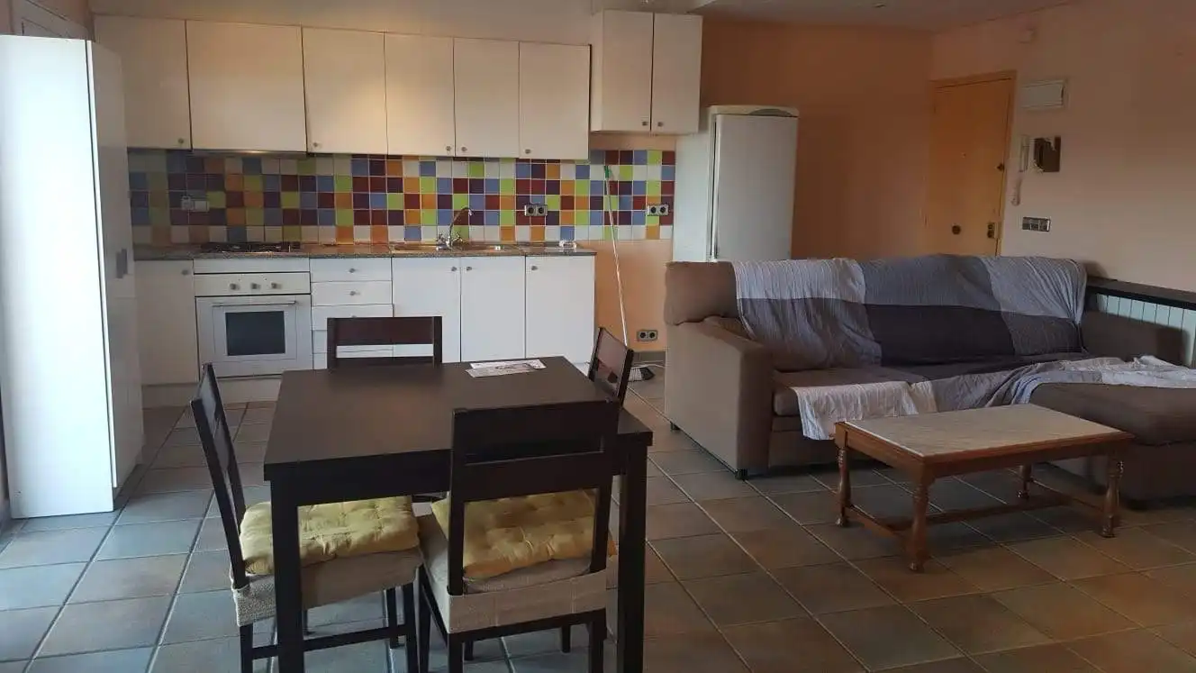 Piso con terraza en venta en Carrer de la Sala, imagen 2