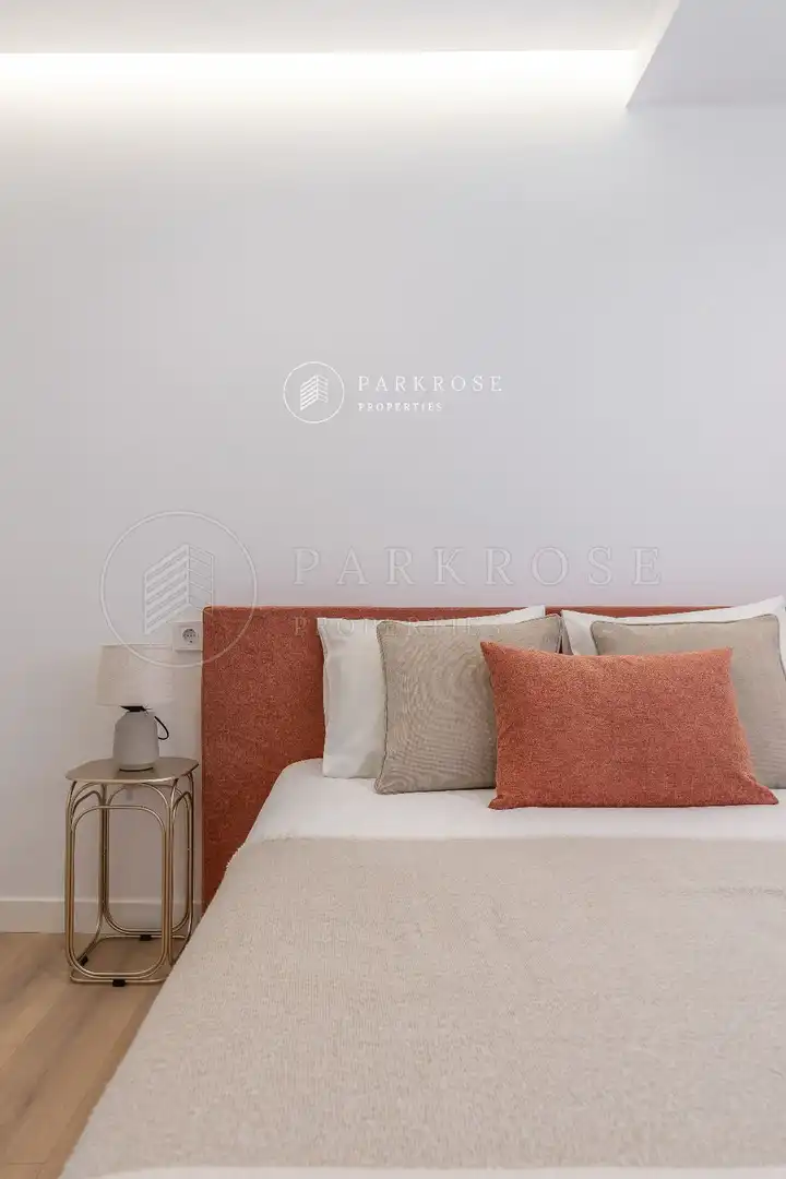 Bedroom of Flat for sale in Madrid  with Air Conditioner, Heating and Terrace