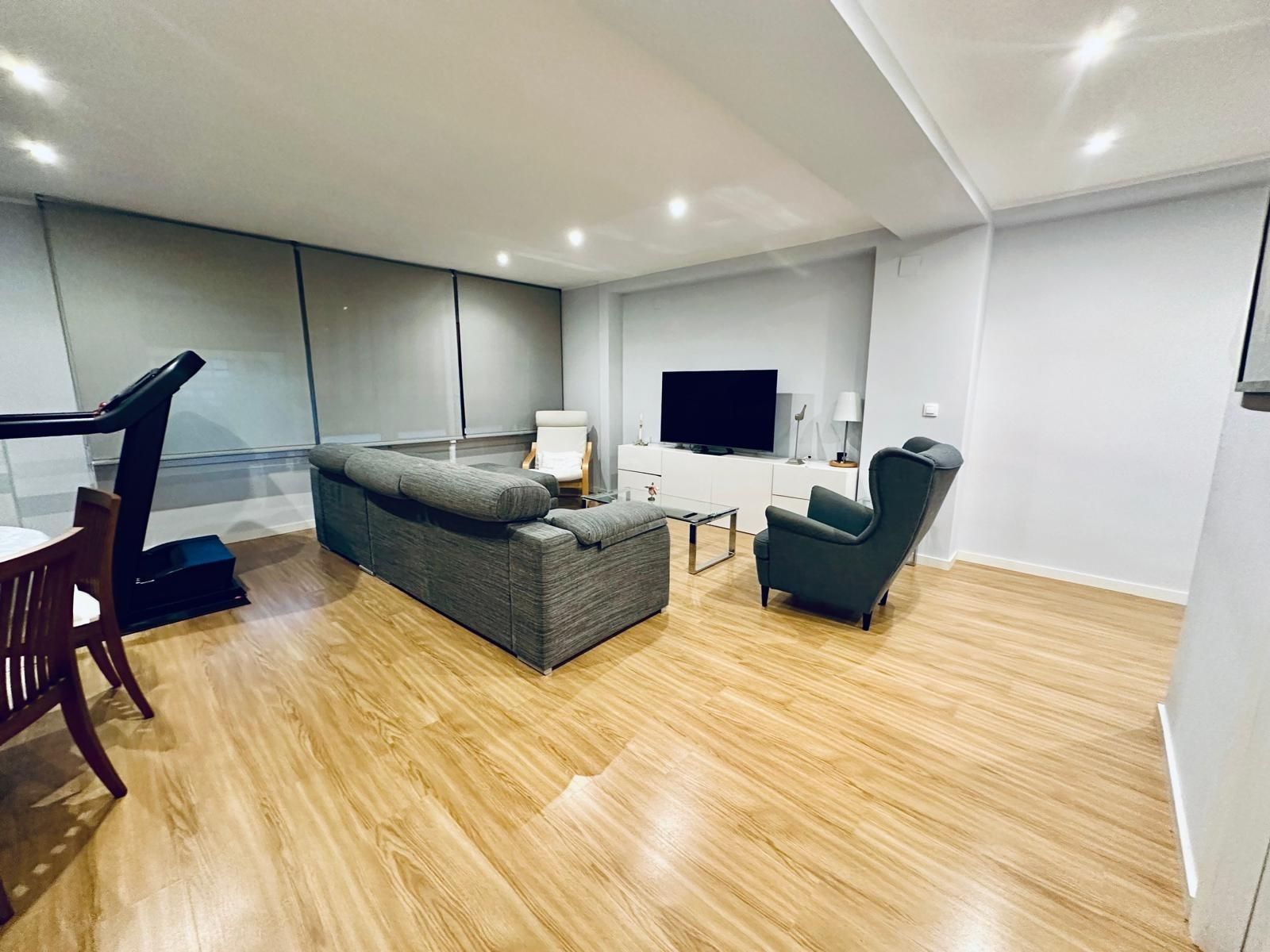 Living room of Flat for sale in  Valencia Capital  with Air Conditioner and Balcony