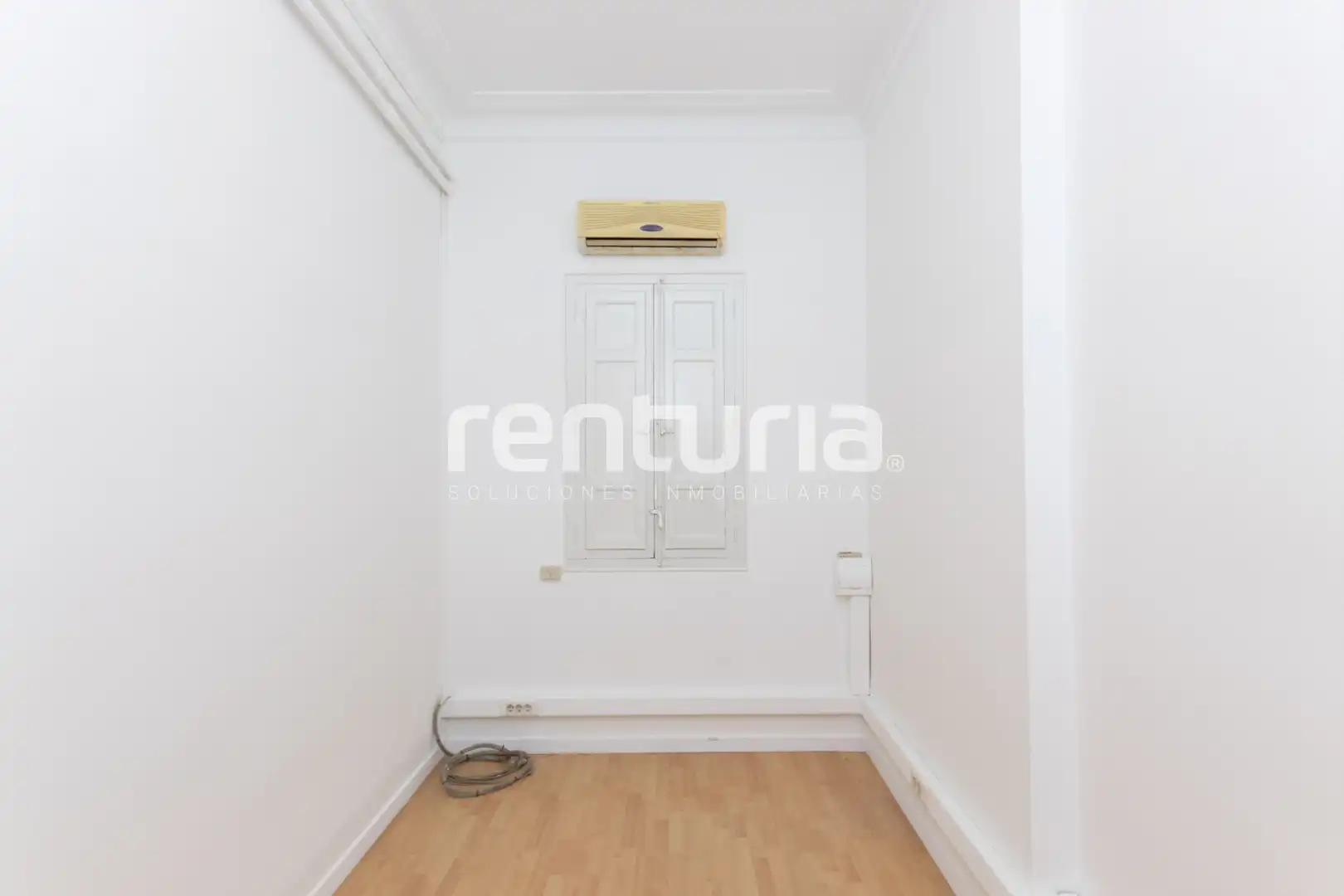 Office space with terrace to rent in Plaça de l'Ajuntament, imagen 16
