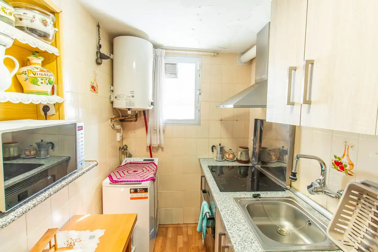 Kitchen of Flat for sale in Madrid  with Air Conditioner, Heating and Furnished