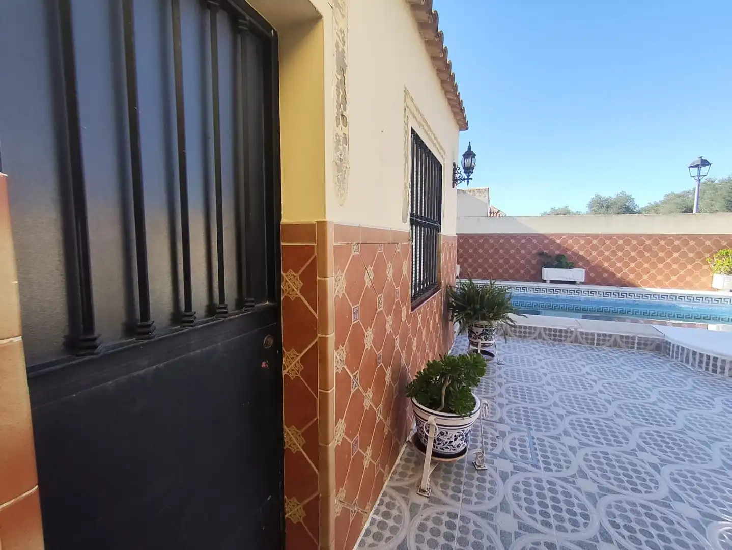 Terrasse von Haus oder Chalet zum Verkauf in Gines mit Klimaanlage, Heizung und Schwimmbad