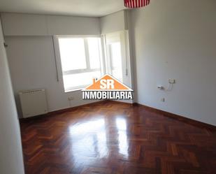 Flat to rent in A Coruña Capital   with Heating, Parquet flooring and Storage room