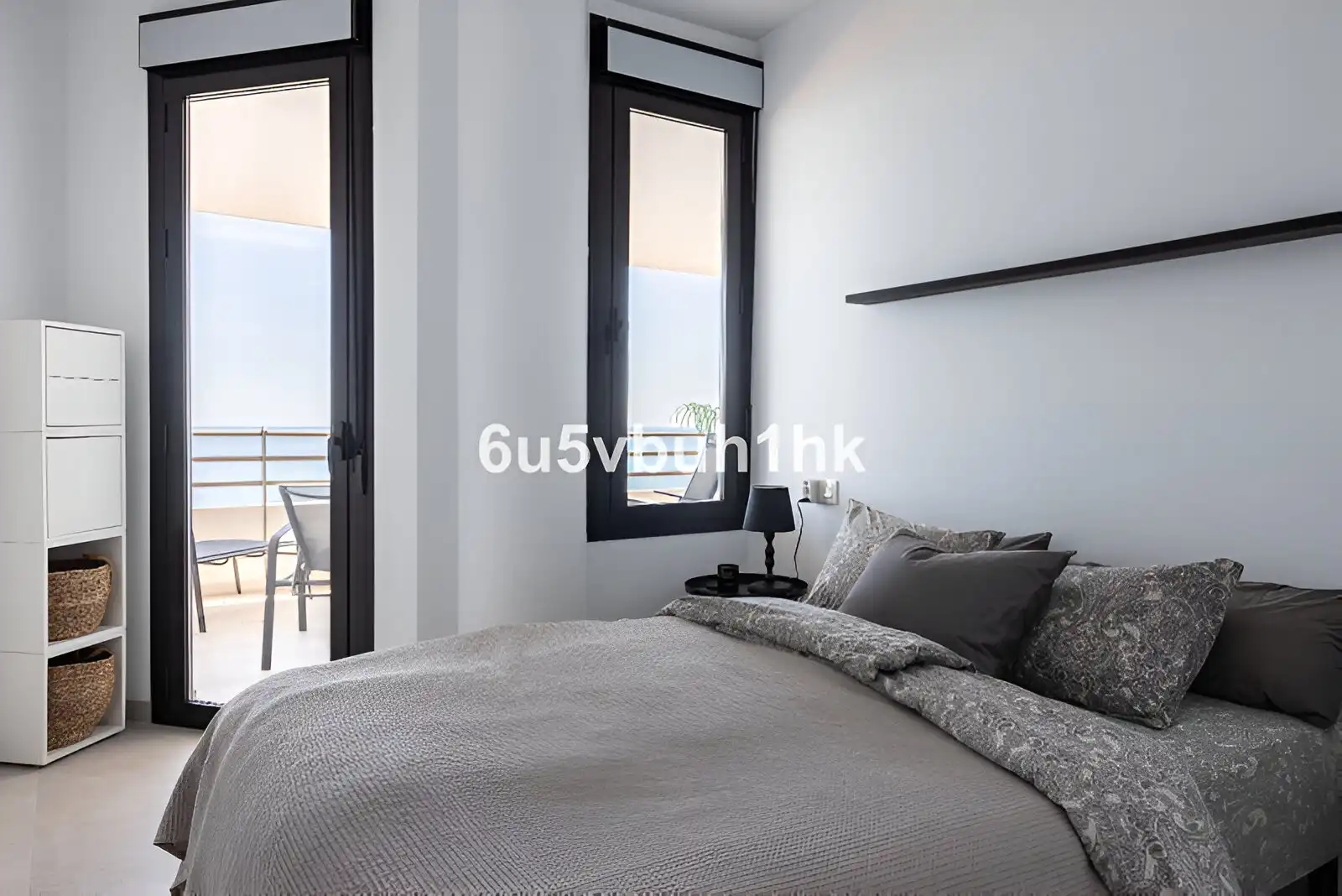 Schlafzimmer von Erdgeschoss zum Verkauf in Málaga mit Klimaanlage, Terrasse und Möbliert
