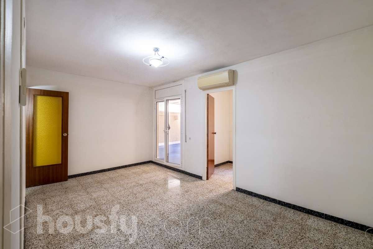 Pis en venda en L'Hospitalet de Llobregat amb Aire condicionat i Terrassa