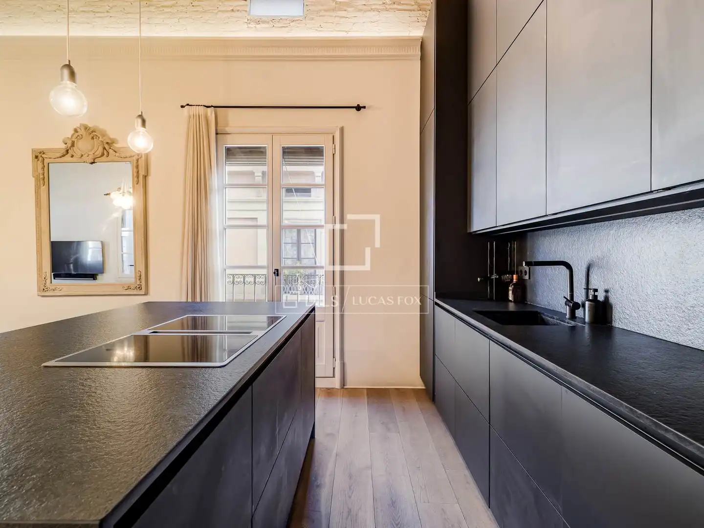 Kitchen of Flat for sale in Barcelona  with Air Conditioner, Heating and Furnished