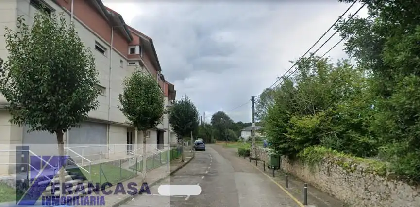 Vista exterior de Piso en venta en Entrambasaguas