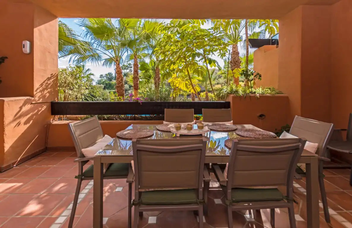 Apartament amb piscina en venda a Nueva Andalucía, imagen 4