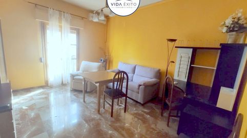 Foto 2 de Piso en venta en San Felipe - El Almendral - La Merced, Jaén Capital