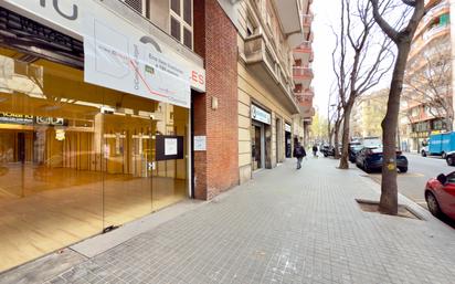 Vista exterior de Local en venda en  Barcelona Capital amb Aire condicionat, Calefacció i Parquet